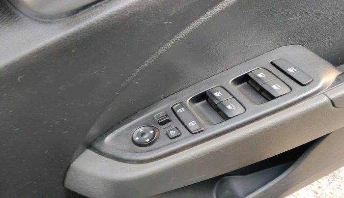 2019 Hyundai VENUE SX PLUS 1.0 TURBO DCT, Petrol, Automatic, 71,656 km, interior