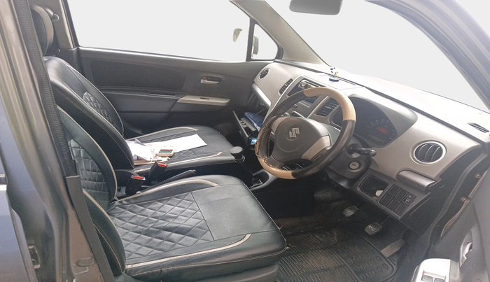 2011 Maruti Wagon R 1.0 LXI, Petrol, Manual, 68,363 km, interior