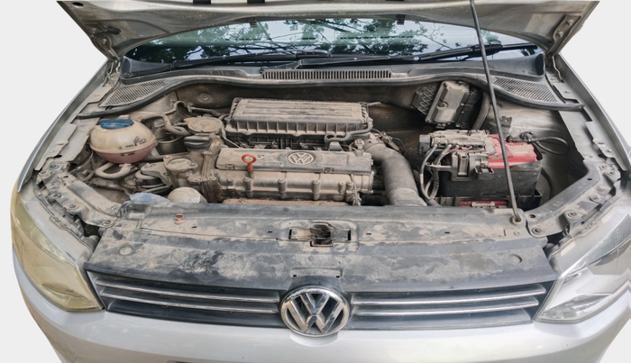 2011 Volkswagen Vento TRENDLINE 1.6, Petrol, Manual, 87,355 km, exterior
