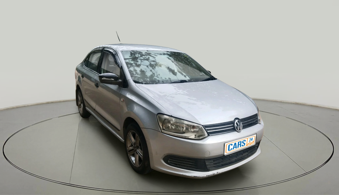 2011 Volkswagen Vento TRENDLINE 1.6, Petrol, Manual, 87,355 km, exterior