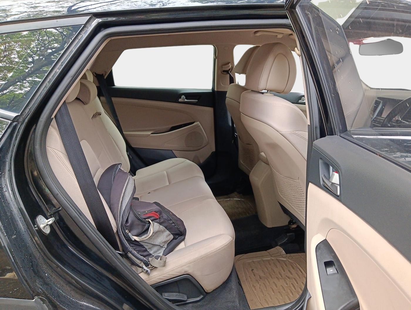 2018 Hyundai Tucson 2WD MT DIESEL, Diesel, Manual, 68,558 km, interior