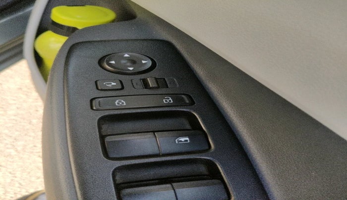 2024 Hyundai GRAND I10 NIOS ASTA AMT 1.2 KAPPA VTVT, Petrol, Automatic, 7,248 km, interior