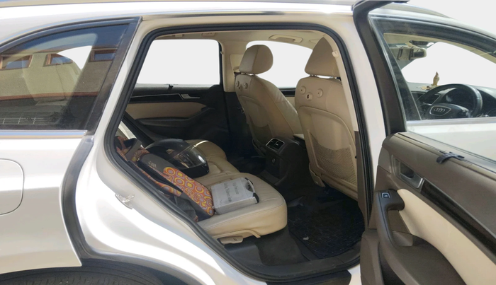 2013 Audi Q5 2.0 TDI QUATTRO, Diesel, Automatic, 96,131 km, interior