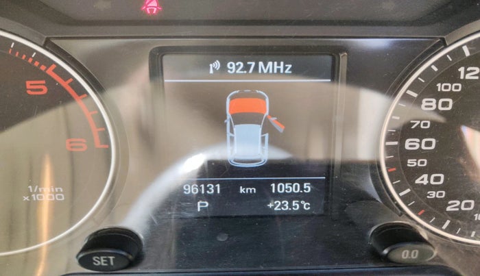 2013 Audi Q5 2.0 TDI QUATTRO, Diesel, Automatic, 96,131 km, interior