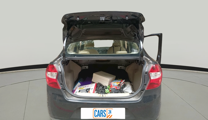 2017 Ford Figo Aspire TITANIUM 1.2 PETROL, Petrol, Manual, 39,921 km, exterior