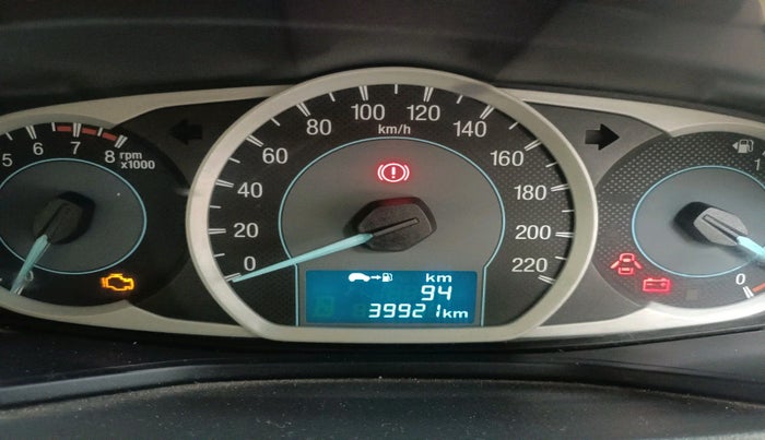 2017 Ford Figo Aspire TITANIUM 1.2 PETROL, Petrol, Manual, 39,921 km, interior