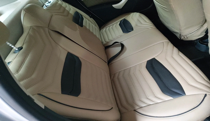 2014 Renault Duster 85 PS RXL DIESEL, Diesel, Manual, 1,13,591 km, interior