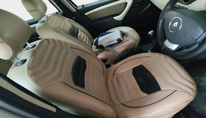 2014 Renault Duster 85 PS RXL DIESEL, Diesel, Manual, 1,13,591 km, interior