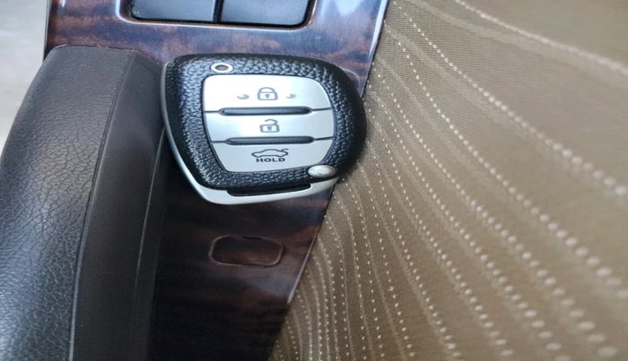 2015 Hyundai Verna FLUIDIC 1.6 CRDI S(O) 4S, Diesel, Manual, 1,06,785 km, interior