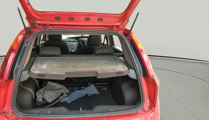 2011 Fiat Grand Punto EMOTION 1.3, Diesel, Manual, 1,20,035 km, exterior