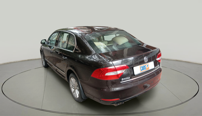 2015 Skoda Superb ELEGANCE 1.8 TSI MT, Petrol, Manual, 1,56,889 km, exterior