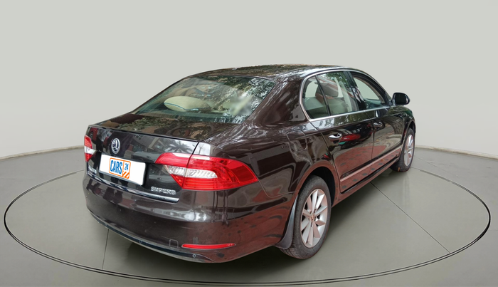 2015 Skoda Superb ELEGANCE 1.8 TSI MT, Petrol, Manual, 1,56,889 km, exterior