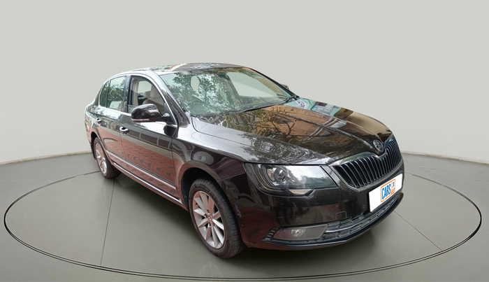 2015 Skoda Superb ELEGANCE 1.8 TSI MT, Petrol, Manual, 1,56,889 km, exterior
