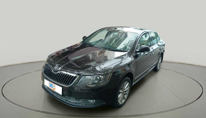 2015 Skoda Superb ELEGANCE 1.8 TSI MT, Petrol, Manual, 1,56,889 km, exterior