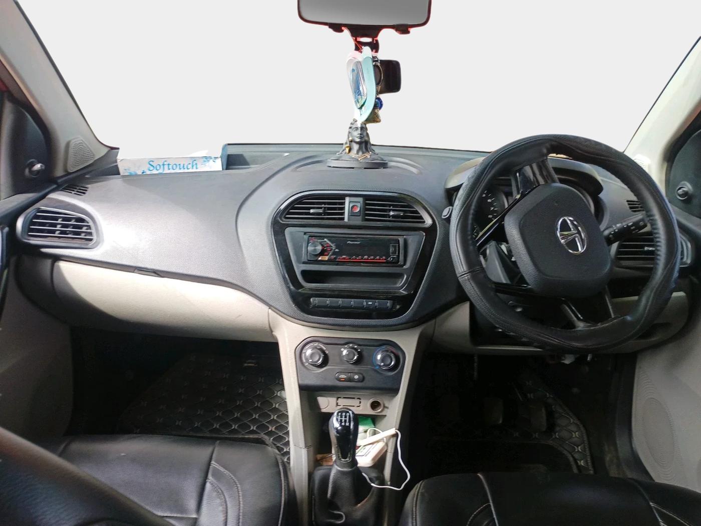 2018 Tata Tiago XM DIESEL, Diesel, Manual, 92,735 km, interior