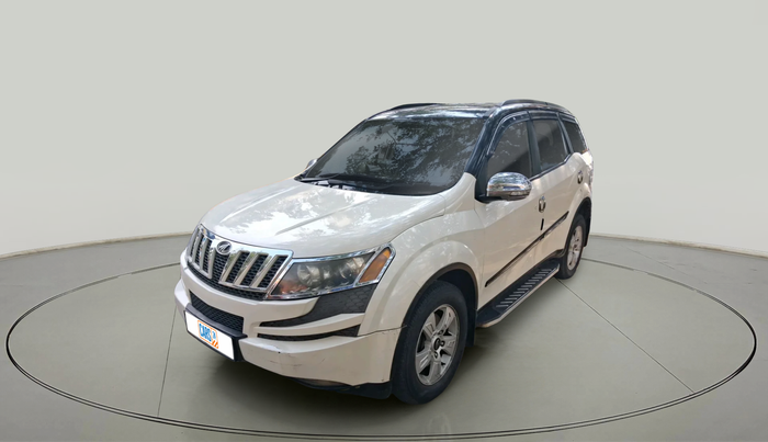 2015 Mahindra XUV500 W8, Diesel, Manual, 1,20,248 km, exterior