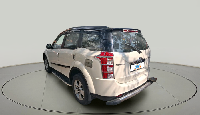 2015 Mahindra XUV500 W8, Diesel, Manual, 1,20,248 km, exterior