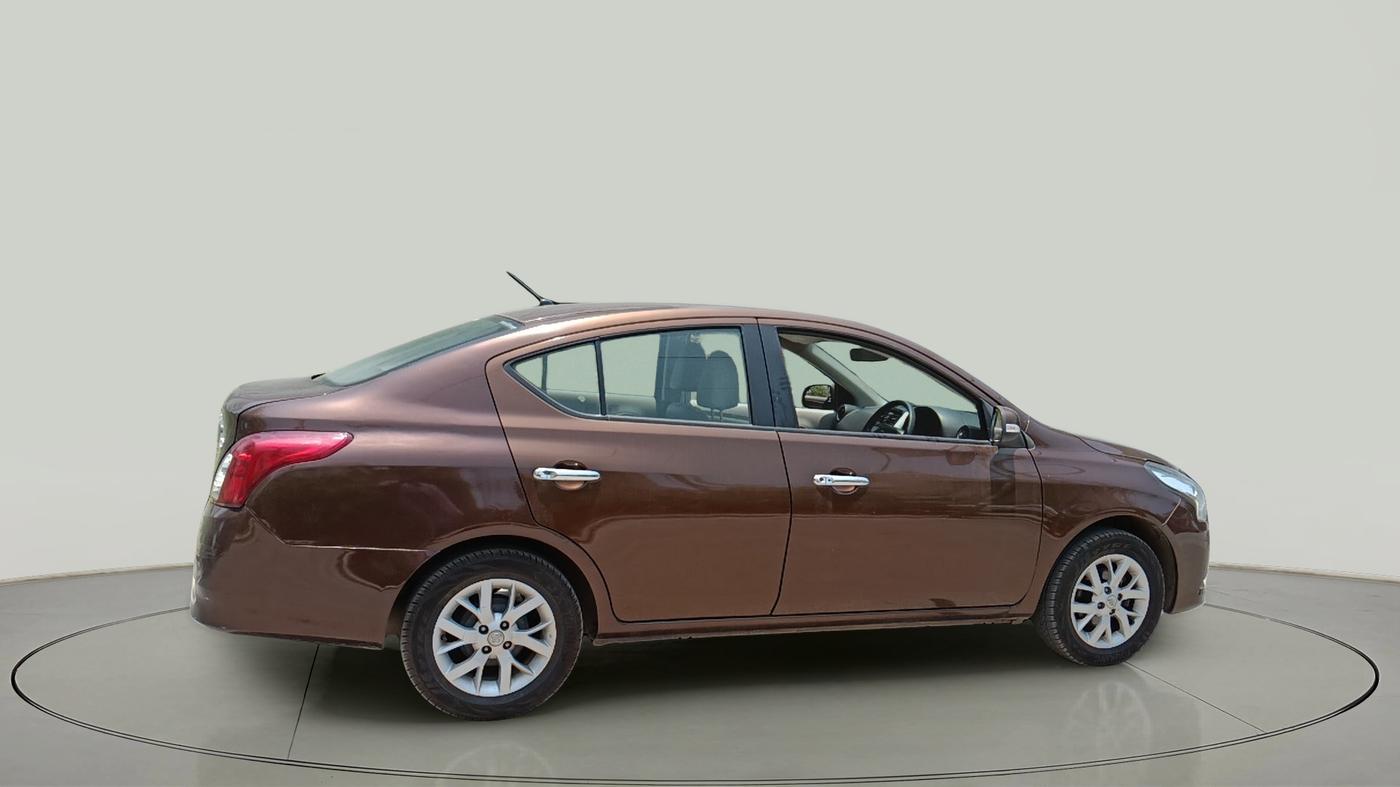 2017 Nissan Sunny XV CVT, Petrol, Automatic, 84,978 km, exterior