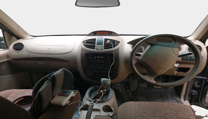 2011 Mahindra Xylo E8, Diesel, Manual, 90,912 km, interior