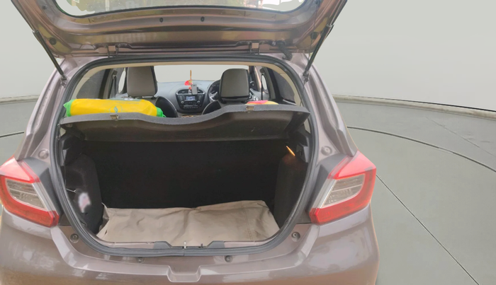 2017 Tata Tiago XZ PETROL, Petrol, Manual, 94,758 km, exterior