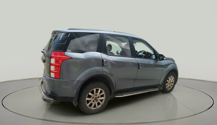 2016 Mahindra XUV500 W8, Diesel, Manual, 78,051 km, exterior