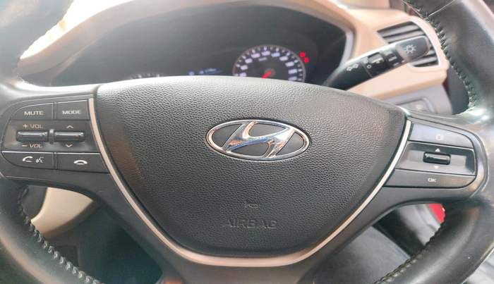 2019 Hyundai Elite i20 ASTA (O) CVT, Petrol, Automatic, 1,12,287 km, interior