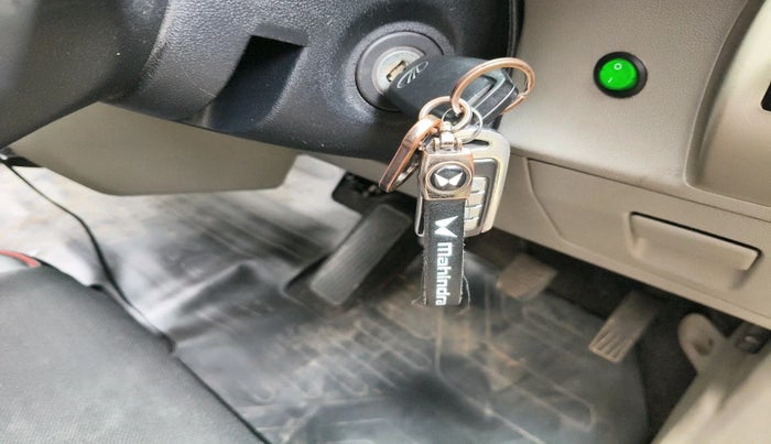 2017 Mahindra Kuv100 K4 6 STR, Petrol, Manual, 74,000 km, interior