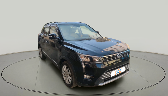 2021 Mahindra XUV300 W8 1.2 PETROL, Petrol, Manual, 15,585 km, exterior
