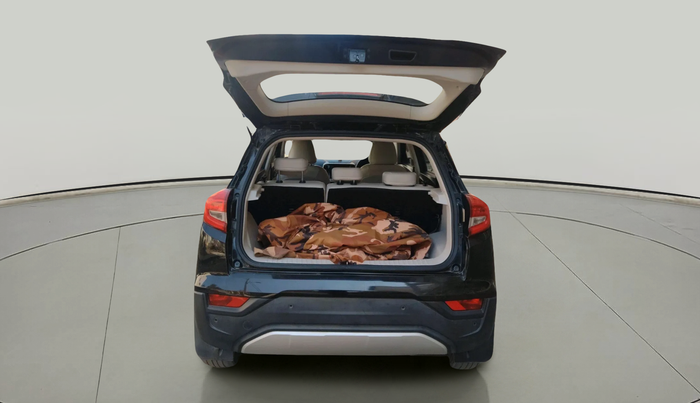 2021 Mahindra XUV300 W8 1.2 PETROL, Petrol, Manual, 15,585 km, exterior