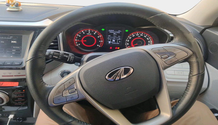 2021 Mahindra XUV300 W8 1.2 PETROL, Petrol, Manual, 15,585 km, interior