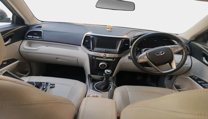 2021 Mahindra XUV300 W8 1.2 PETROL, Petrol, Manual, 15,585 km, interior