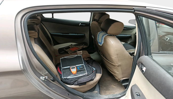 2014 Hyundai i20 ASTA 1.2, Petrol, Manual, 65,718 km, interior