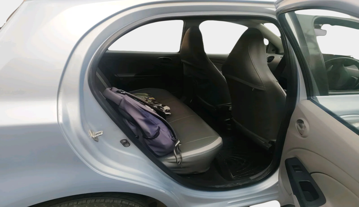 2011 Toyota Etios Liva G, Petrol, Manual, 74,048 km, interior