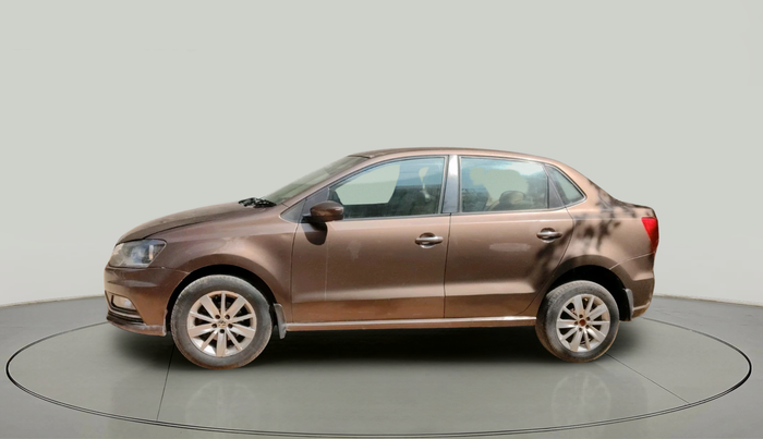 2017 Volkswagen Ameo HIGHLINE1.5L, Diesel, Manual, 1,57,788 km, exterior