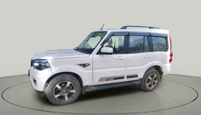 2024 Mahindra SCORPIO CLASSIC S11 7STR, Diesel, Manual, 31,647 km, exterior