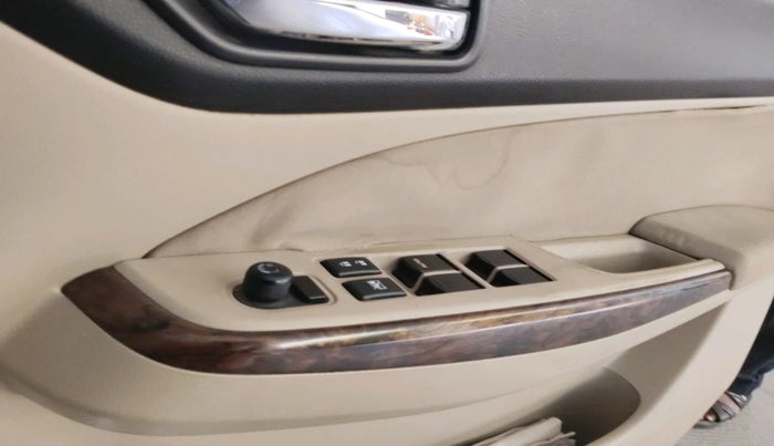 2017 Maruti Dzire ZXI PLUS AMT, Petrol, Automatic, 1,29,880 km, interior