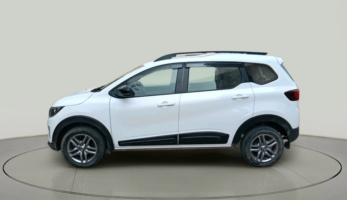 2021 Renault TRIBER RXZ, Petrol, Manual, 30,892 km, exterior