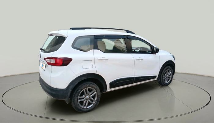 2021 Renault TRIBER RXZ, Petrol, Manual, 30,892 km, exterior