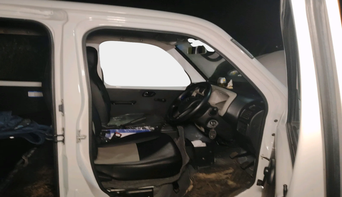 2023 Maruti Eeco 5 STR AC, Petrol, Manual, 8,461 km, interior
