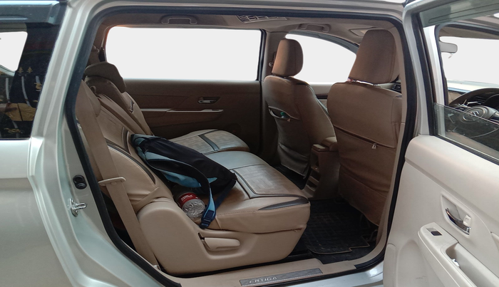 2021 Maruti Ertiga ZXI+ SHVS, Petrol, Manual, 1,07,877 km, interior