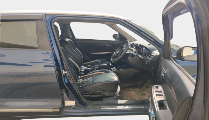 2023 Maruti Swift ZXI PLUS DUAL TONE, Petrol, Manual, 12,777 km, interior
