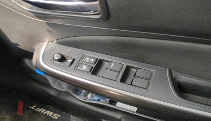 2023 Maruti Swift ZXI PLUS DUAL TONE, Petrol, Manual, 12,777 km, interior