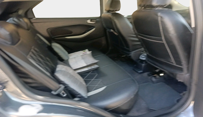 2015 Ford New Figo TITANIUM 1.2 PETROL MT, Petrol, Manual, 81,301 km, interior