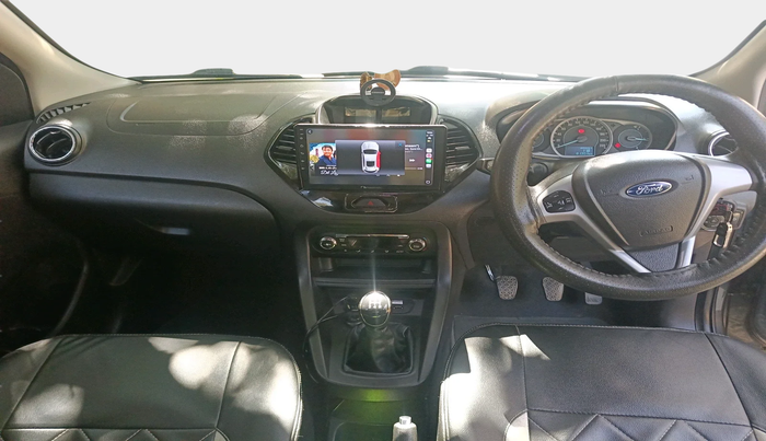 2015 Ford New Figo TITANIUM 1.2 PETROL MT, Petrol, Manual, 81,301 km, interior