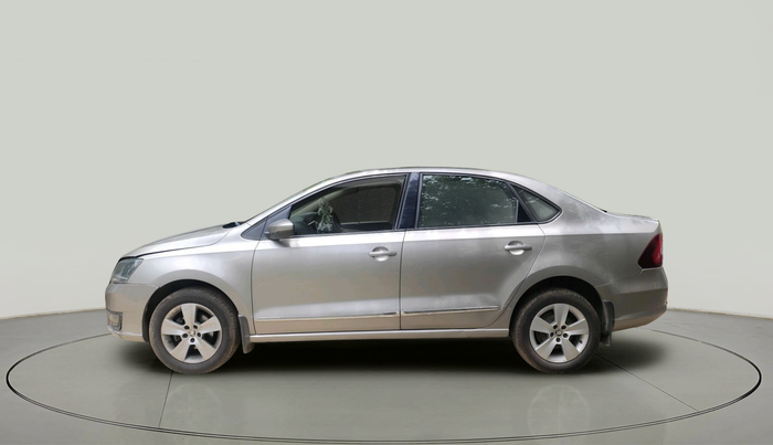 2016 Skoda Rapid ELEGANCE 1.6 MPI AT, Petrol, Automatic, 1,10,269 km, exterior