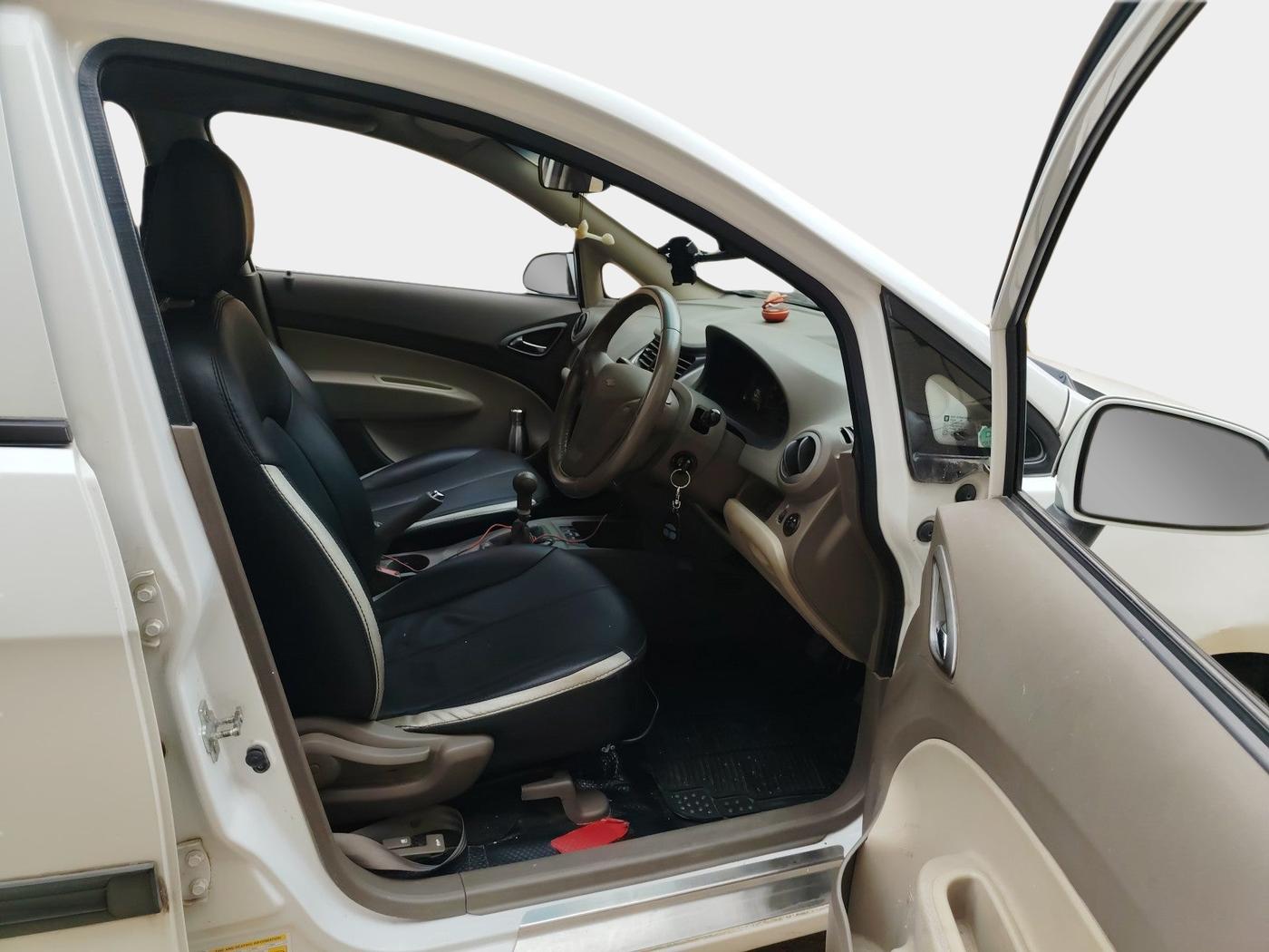 2013 Chevrolet Sail 1.2 LS ABS, Petrol, Manual, 62,140 km, interior