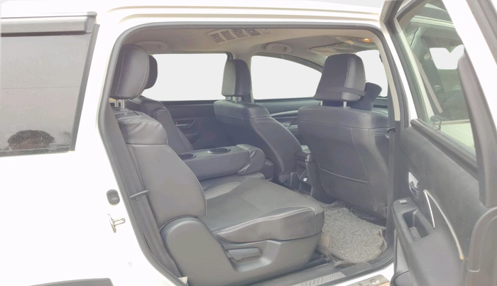 2022 Maruti XL6 ALPHA MT, Petrol, Manual, 41,474 km, interior