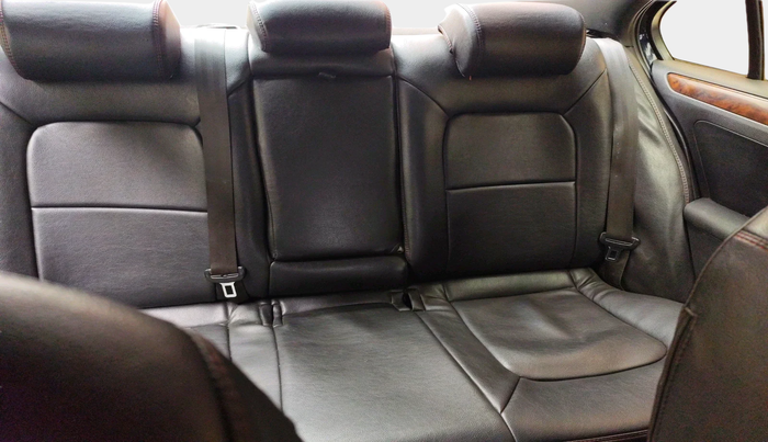 2011 Volkswagen Jetta HIGHLINE TDI AT, Diesel, Automatic, 1,22,338 km, interior