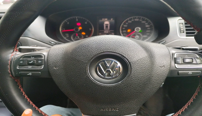 2011 Volkswagen Jetta HIGHLINE TDI AT, Diesel, Automatic, 1,22,338 km, interior