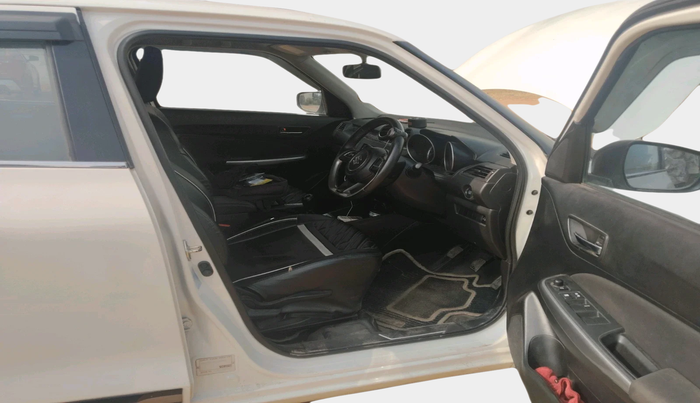 2020 Maruti Swift ZXI, Petrol, Manual, 70,680 km, interior